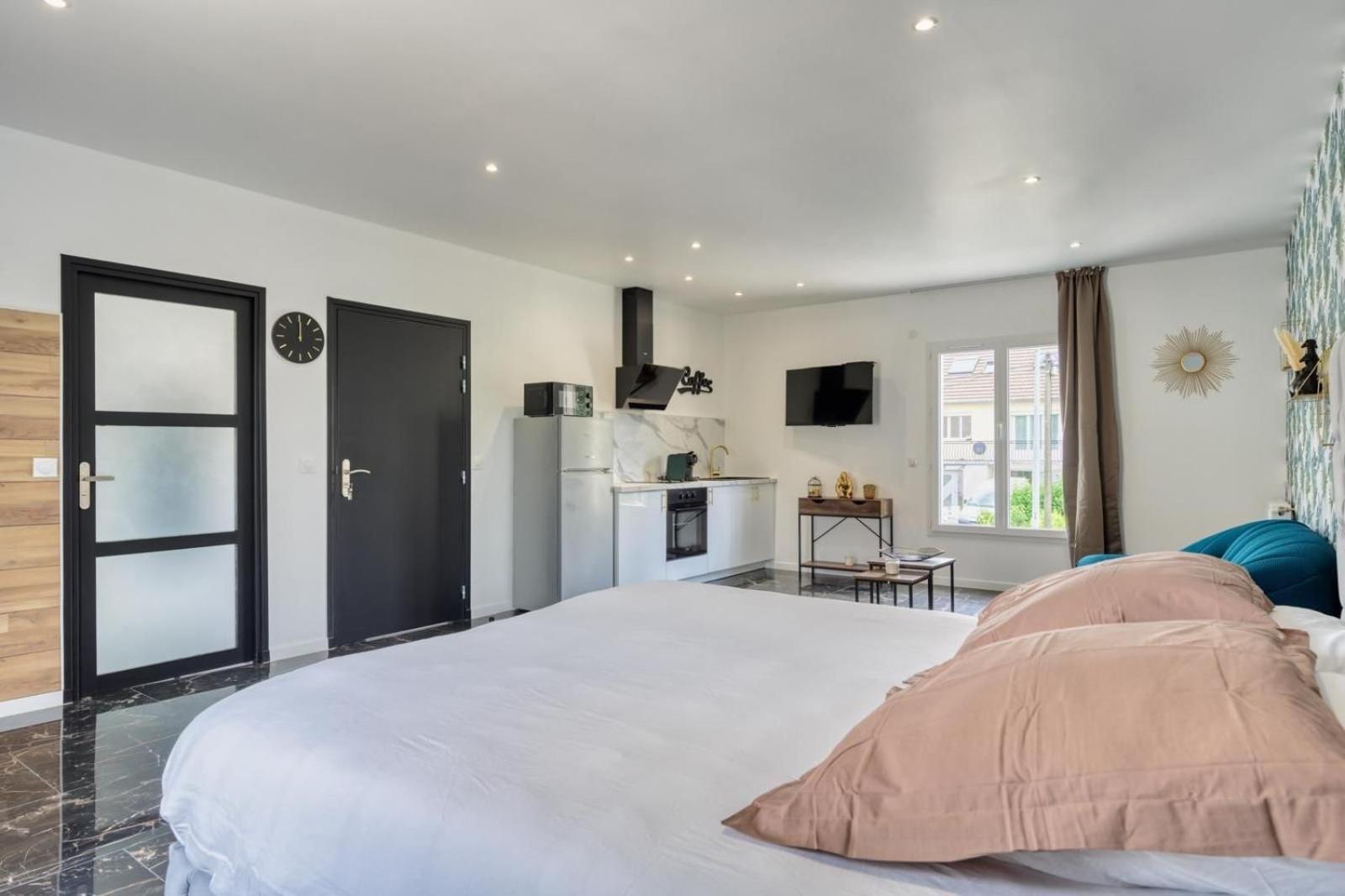 Studio 2 Coubron Экстерьер фото
